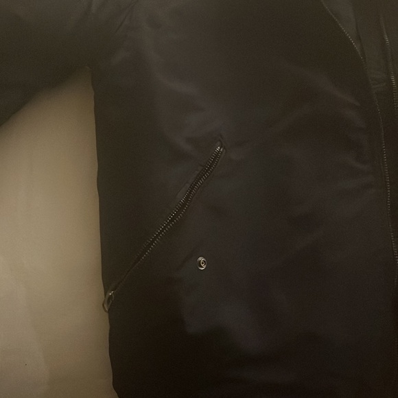 COPY - Lacoste size is large color is navy blue - Picture 8 of 10